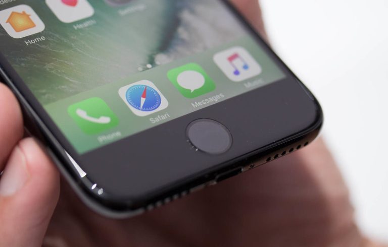 توقف تولید آیفون در چین