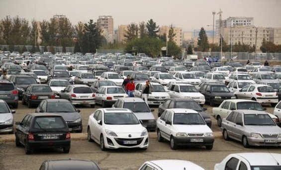 ریزش قیمت خودروهای پرطرفدار بازار