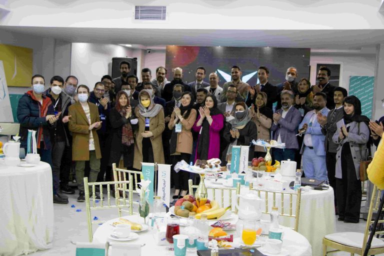 لیون‌کامپیوتر از هویت بصری جدید خود رونمایی کرد