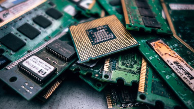 رونق تراشه سازی چین به دنبال تحریمها