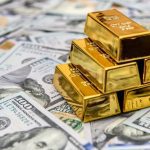 طلا بخریم یا دلار؟