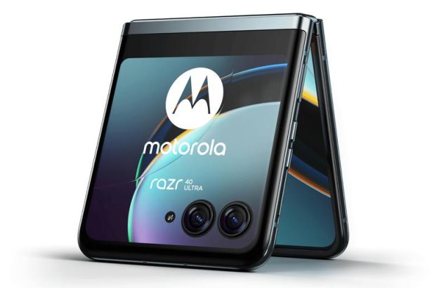 نقد و بررسی گوشی Motorola Razr 40 Ultra  