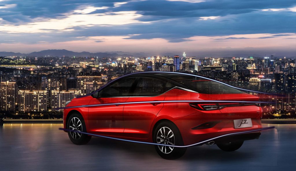 نگاهی به قیمت و مشخصات فنی خودرو جک J7