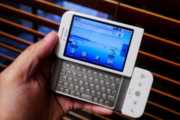 نگاهی به HTC Dream، اولین گوشی اندرویدی