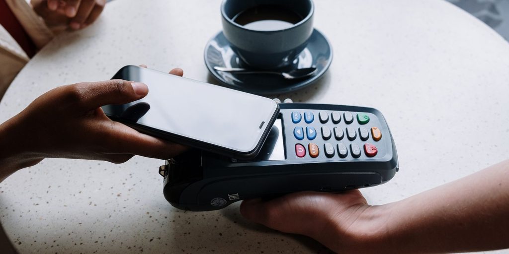 4 مشکل احتمالی استفاده از اپل پی