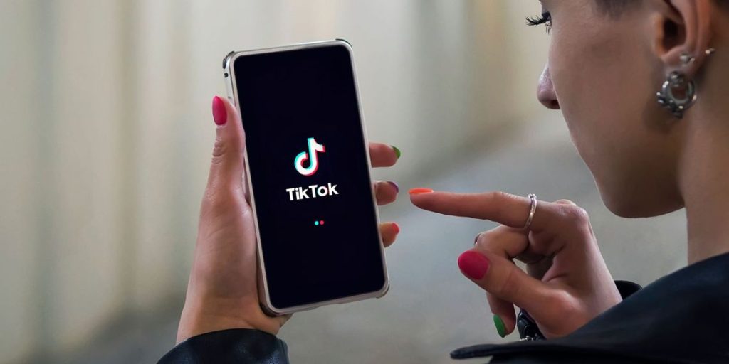 آموزش ایجاد آواتار هوش مصنوعی رایگان در TikTok