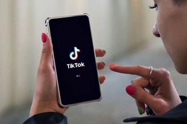 آموزش ایجاد آواتار هوش مصنوعی رایگان در TikTok