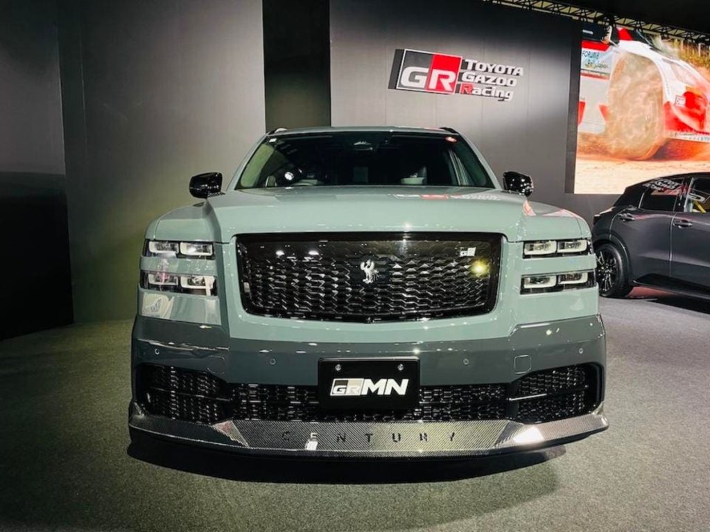 برند فوق لوکس تویوتا به نام Century حتی لوکس تر از لکسوس