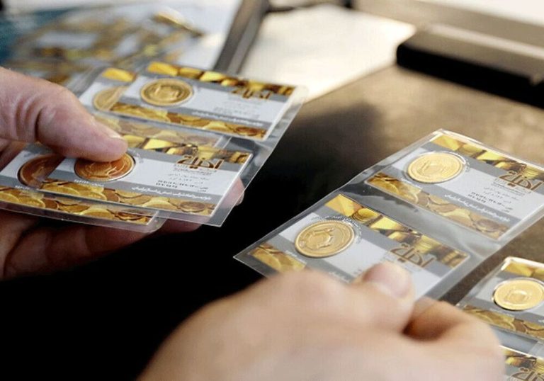 سقوط قیمت سکه در بازار عصر یکشنبه 8 بهمن 1402