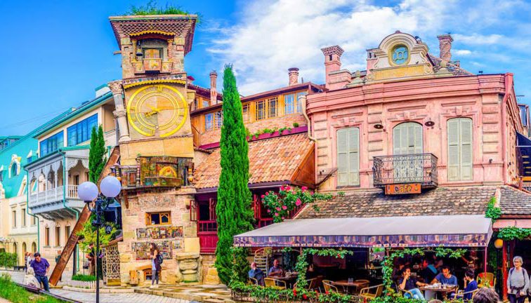 با 5 میلیون تومان به کجا سفر کنیم؟ بهمن 1402 8 8. تفلیس