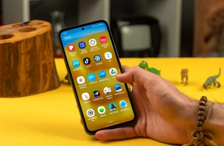 گلکسی A55 در آستانه رونمایی است.