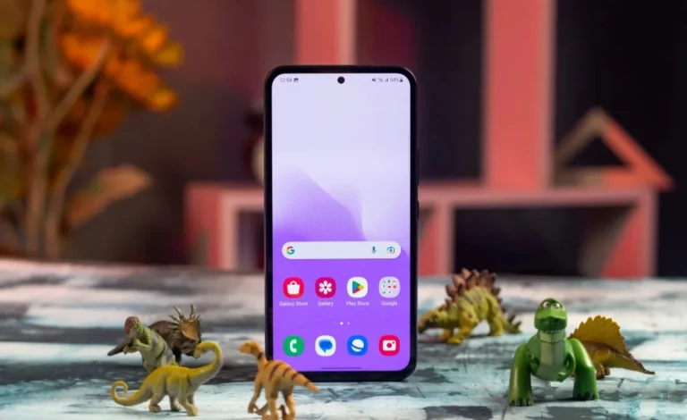 گلکسی A55 سامسونگ رقیب پوکو X6 پرو، آماده مبارزه می‌شود