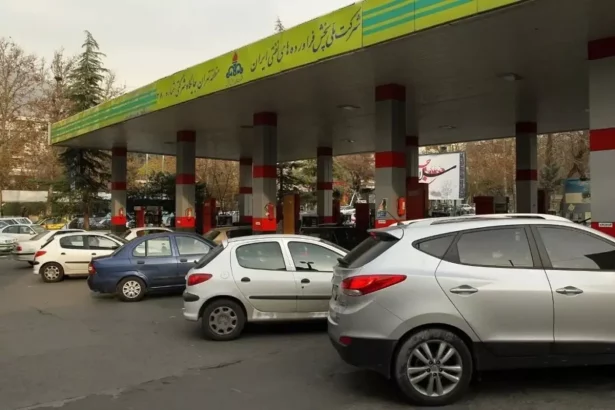 رکورد جدیدی برای مصرف بنزین در کشور ثبت شد.