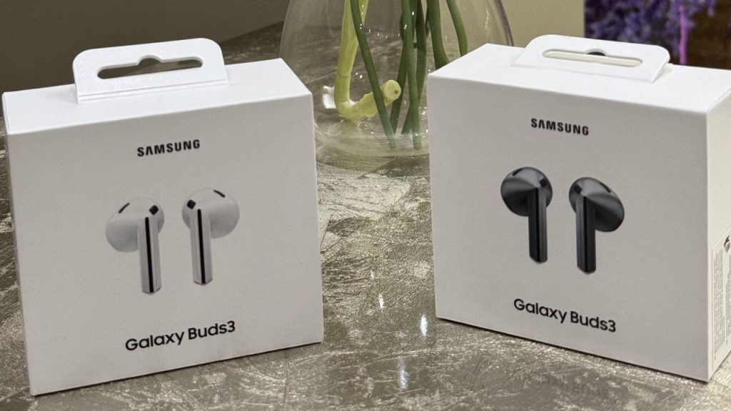 ویدئوی جعبه گشایی هدفون بلوتوثی Galaxy Buds3 منتشر شد