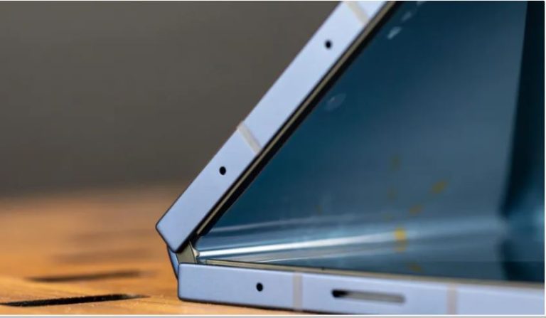 خبر بد برای علاقهمندان؛ احتمال لغو تولید iQOO 15 Mini قوت گرفت