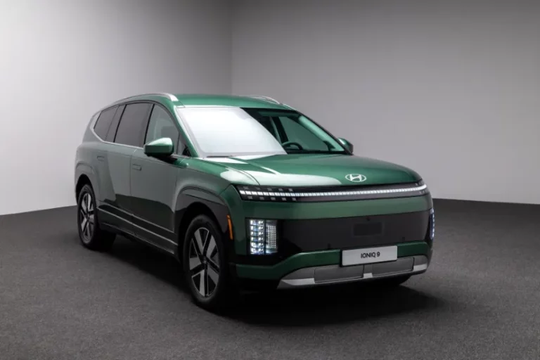 هیوندای آیونیک ۹: غول برقی سه‌ردیفه رونمایی شد