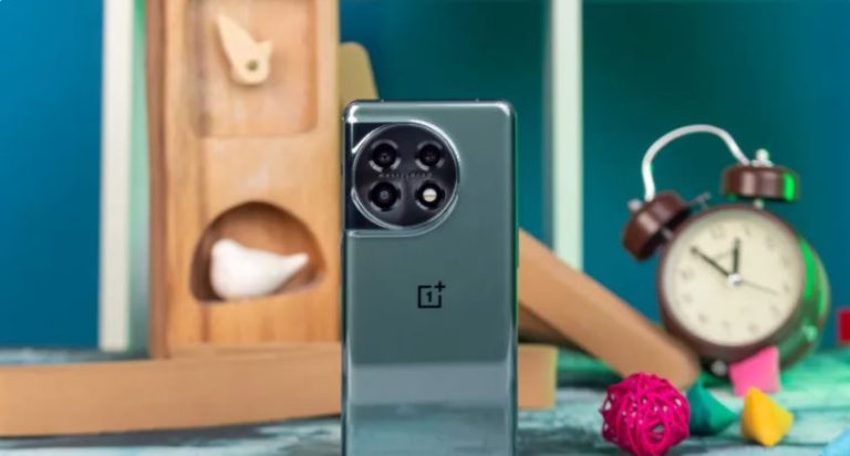 وان‌پلاس ۱۲ غافلگیرمان کرد: آپدیت OxygenOS 15 یک هفته زودتر رسید!