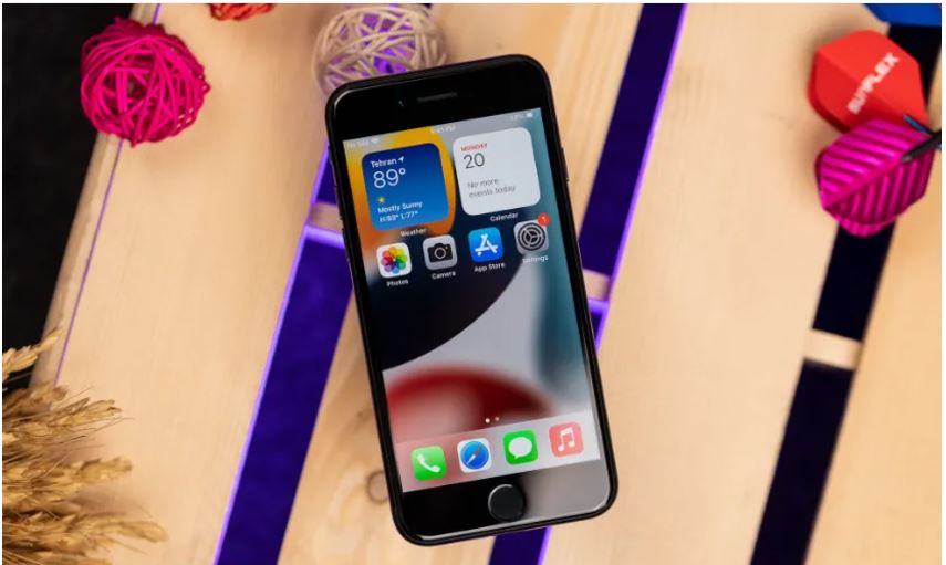 یک دهه انتظار؛ آیا آیفون SE جدید امسال رونمایی می‌شود؟