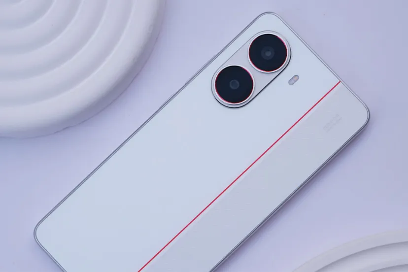 ردمی توربو ۴: هیولای قدرتمند با باتری غول‌پیکر و مقاومت بالا