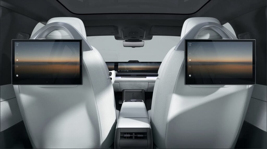 قیمت نجومی آفیلا: خودروی برقی سونی و هوندا از ۹۰ هزار دلار شروع میشود 2 قیمت نجومی آفیلا: خودروی برقی سونی و هوندا از ۹۰ هزار دلار شروع میشود