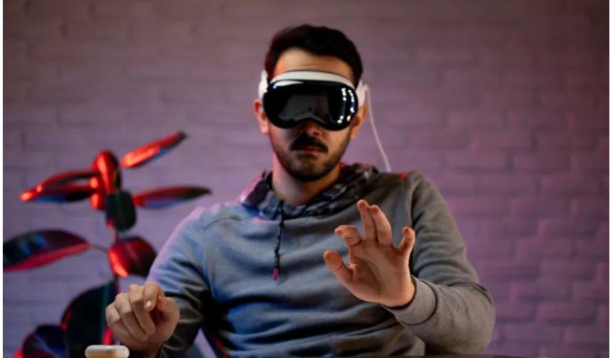 اپل تولید ویژن پرو را متوقف کرد: شکست یک رویا یا استراتژی جدید؟