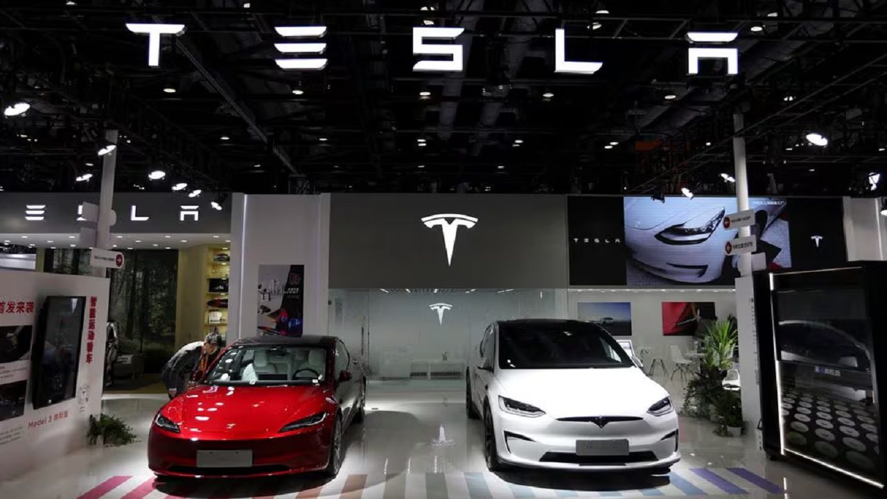 هشدار به مالکان تسلا در کالیفرنیا: خودروهای خود را بفروشید یا با خطر نابودی روبرو شوید!