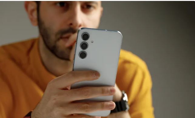 چیزی تا بهروزرسانی One UI 7.0 نمانده است 2 چیزی تا بهروزرسانی One UI 7.0 نمانده است