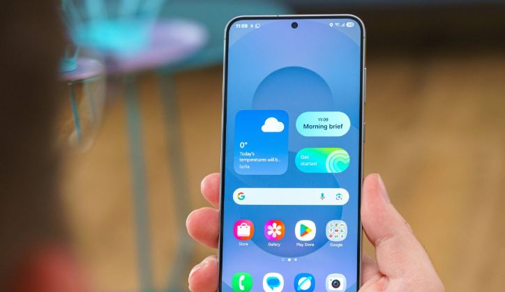 بتا One UI 7 از راه رسید: غول‌های تاشو و سری S23 سامسونگ در صدر لیست!
