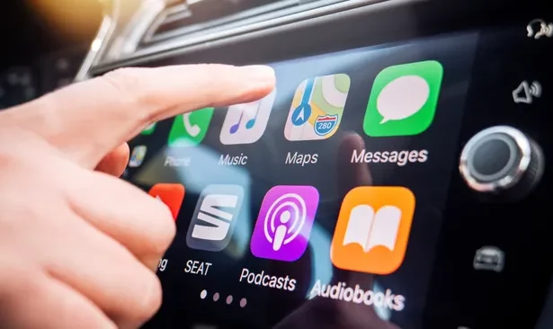 انقلابی در CarPlay: تمام قابلیت‌های جدید iOS 18.4 را کشف کنید