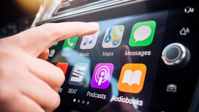 انقلابی در CarPlay: تمام قابلیت‌های جدید iOS 18.4 را کشف کنید