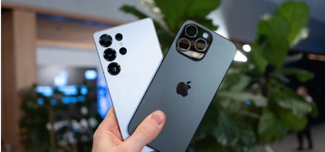 مسیر متفاوت اپل و سامسونگ؛ جدایی راه آیفون ۱۷ و گلکسی S26