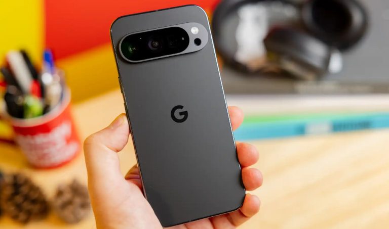 تبلیغ جدید پیکسل ۱۰؛ طعنه تند گوگل به تأخیر اپل در ورود به رقابت هوش مصنوعی