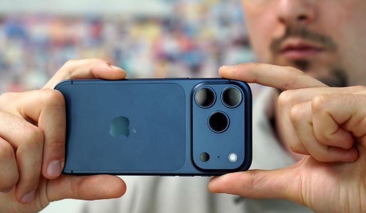 بررسی آیفون 17 پرو؛ بازگشت اپل با بدنه آلومینیومی و تغییرات چشمگیر