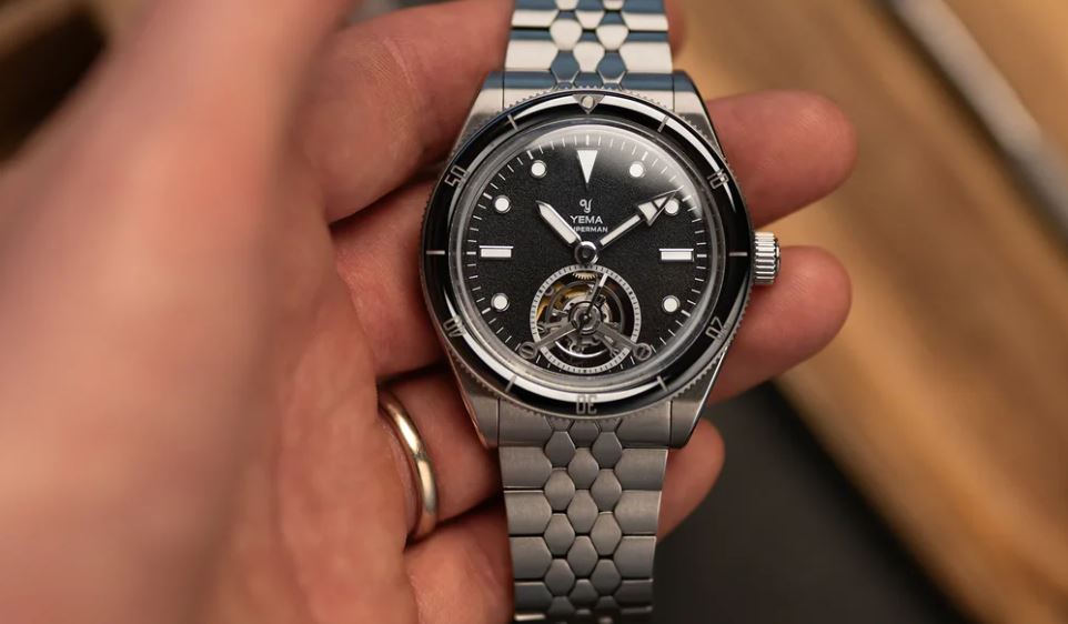 رونمایی YEMA از ساعت Superman Tourbillon CMM.31؛ شاهکاری مهندسی برای هر شرایط