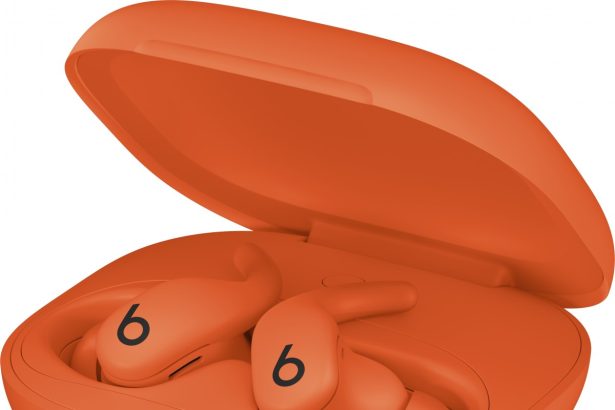 Powerbeats Fit اپل با رنگ‌های متنوع در راه است؛ تصاویر لو رفته