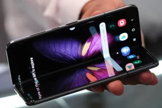 Realme غول جدیدش را معرفی کرد: باتری ۷۰۰۰ میلی‌آمپرساعتی، نمایشگر ۱۴۴ هرتزی و گواهی عجیب IP69 Pro