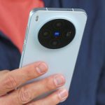 vivo X300 با دوربین ۲۰۰ مگاپیکسلی از راه رسید؛ خداحافظی با گوشیهای کوچک