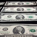 معرفی بهترین کانالهای تلگرام و واتساپ برای قیمت لحظهای دلار و ارزهای دیجیتال