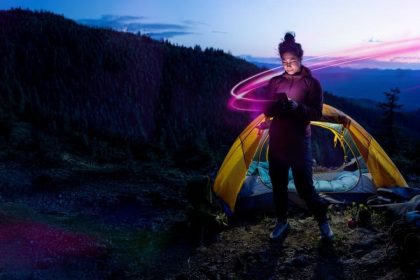 T-Mobile دامنه سرویس ماهواره‌ای T-Satellite را گسترش داد؛ پشتیبانی از واتساپ، گوگل مپس و X