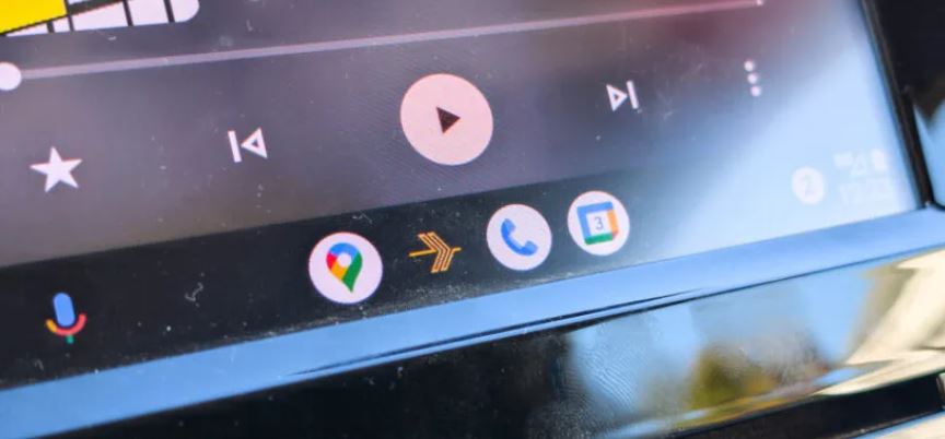 اندروید اتو با نوار موسیقی موج‌دار متحول شد؛ تجربه‌ای تازه در داشبورد خودرو