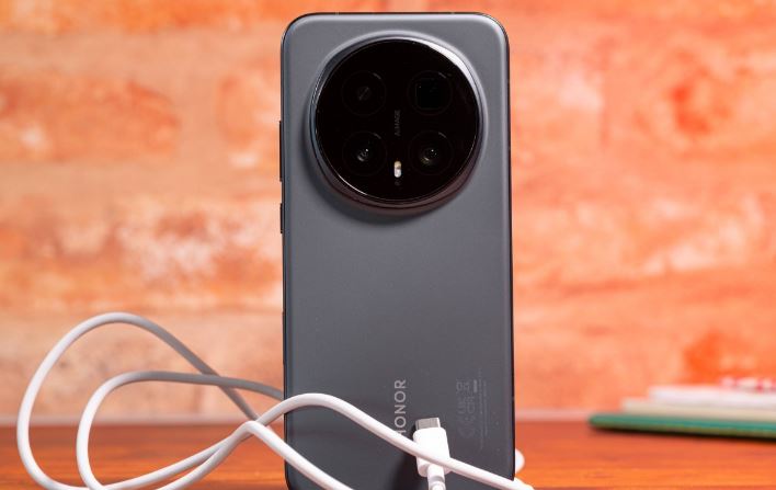  سرعت شارژ سیمی؛ فول شارژ در ۴۰ دقیقه