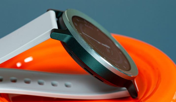 ۱. طراحی و کیفیت ساخت؛ زیبا اما بدون حاشیه تعویضی