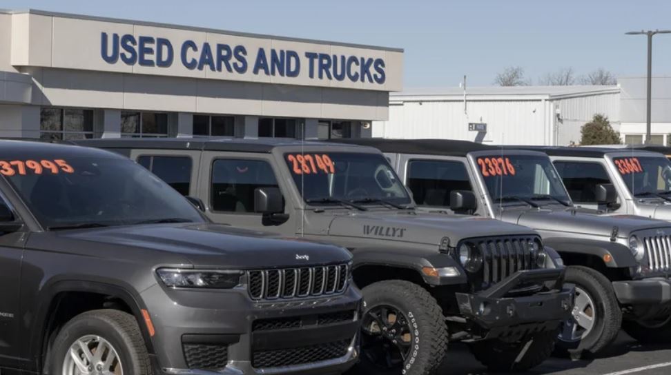 ۱۴ باور اشتباه رایج درباره خودروها که باید کنار بگذارید 14 ۱۴. خودروی کمکارکرد همیشه طلاست