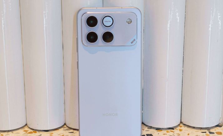 آنر Win با باتری ۱۰ هزار میلی‌آمپری معرفی شد؛ غول گیمینگ جدید در راه