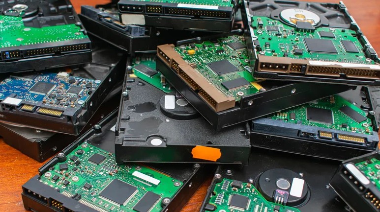 حافظه‌های قدیمی HDD؛ حلزونی در دنیای خرگوش‌ها