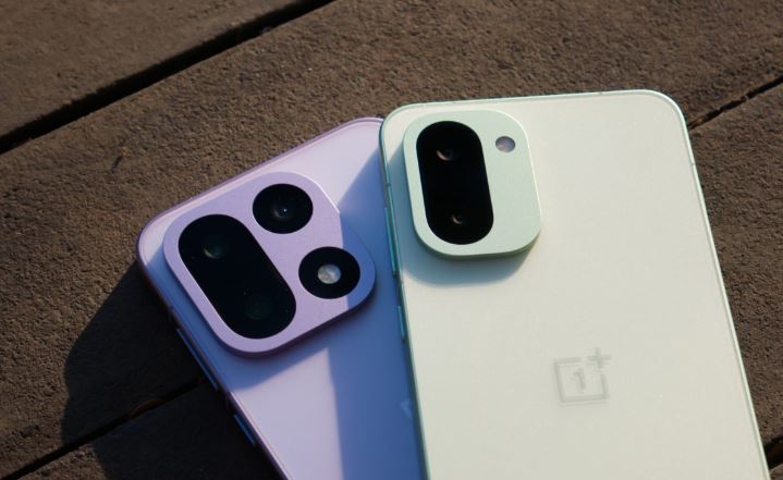 وانپلاس 15R از راه رسید؛ باتری غولپیکر ۷۴۰۰ میلیآمپری در کالبد یک هیولا 3 دوربین؛ قدرتمند مثل برادر بزرگتر