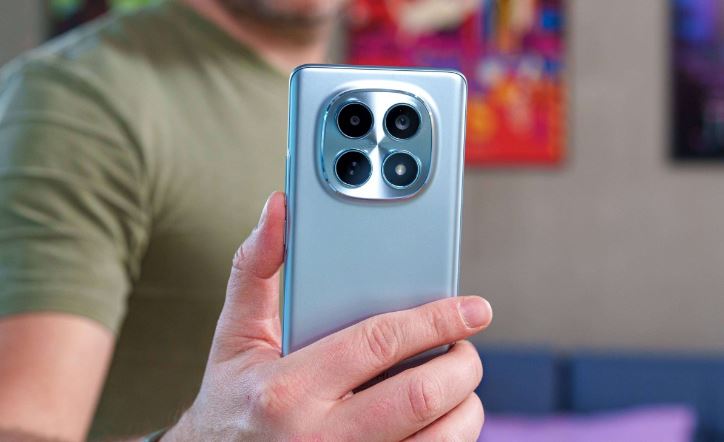  باتری و شارژ؛ فداکاری برای زیبایی