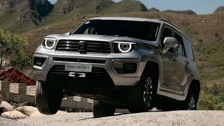 خودروی چینی ۶ سیلندر به‌زودی وارد بازار ایران می‌شود