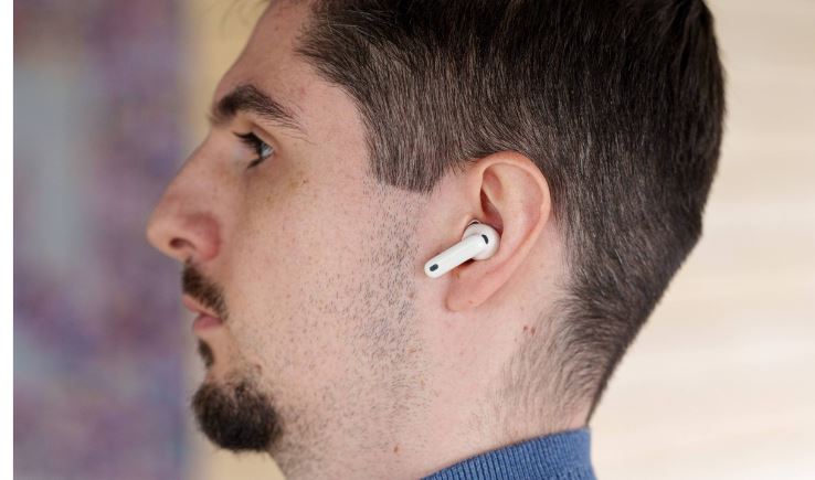 قابلیت‌های هوشمند؛ از صدای فضایی تا کنترل با حرکت سر