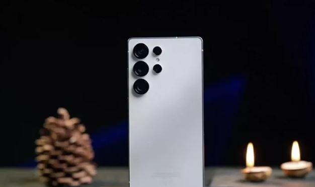 تعرفه گمرکی گوشی‌های بالای 900 یورو به 30 درصد رسید